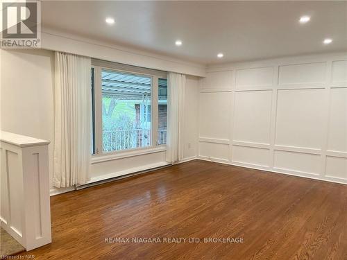 5 Rockdale Avenue, St. Catharines (460 - Burleigh Hill), ON - Indoor Photo Showing Other Room