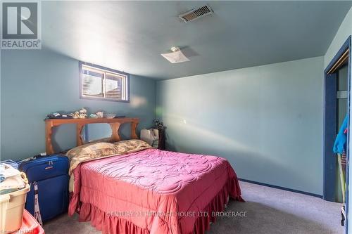 60 Robert Street, Welland (773 - Lincoln/Crowland), ON - Indoor Photo Showing Bedroom