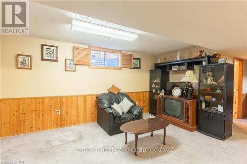 60 Robert Street, Welland (773 - Lincoln/Crowland), ON - Indoor Photo Showing Other Room