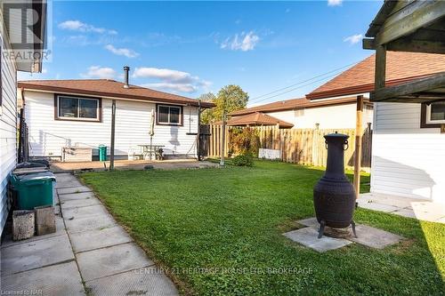 60 Robert Street, Welland (773 - Lincoln/Crowland), ON - Outdoor With Deck Patio Veranda