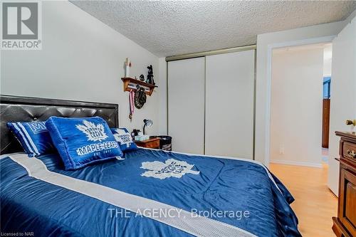 2 - 64 Forster Street, St. Catharines (442 - Vine/Linwell), ON - Indoor Photo Showing Bedroom