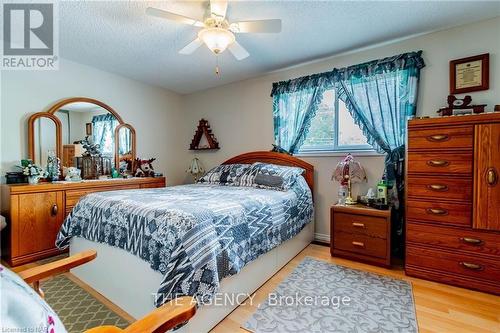 2 - 64 Forster Street, St. Catharines (442 - Vine/Linwell), ON - Indoor Photo Showing Bedroom