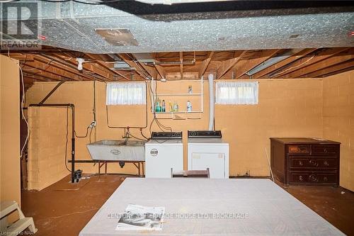 5 Cherrywood Avenue, Pelham (662 - Fonthill), ON - Indoor Photo Showing Basement