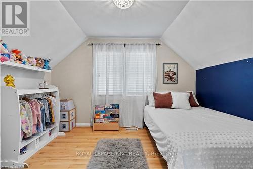 5432 Houck Drive, Niagara Falls (211 - Cherrywood), ON - Indoor Photo Showing Bedroom