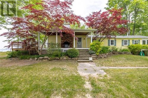 1995 Macdonald Drive, Fort Erie (334 - Crescent Park), ON - Outdoor With Facade