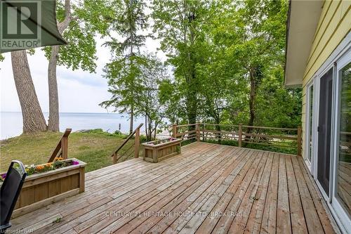 1995 Macdonald Drive, Fort Erie (334 - Crescent Park), ON - Outdoor With Deck Patio Veranda With Exterior