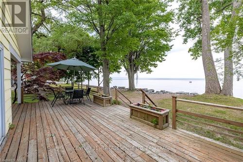 1995 Macdonald Drive, Fort Erie (334 - Crescent Park), ON - Outdoor With Deck Patio Veranda