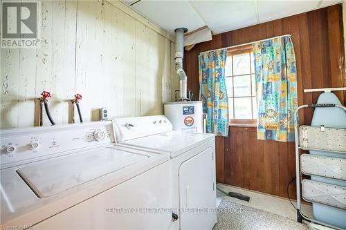 1995 Macdonald Drive, Fort Erie (334 - Crescent Park), ON - Indoor Photo Showing Laundry Room