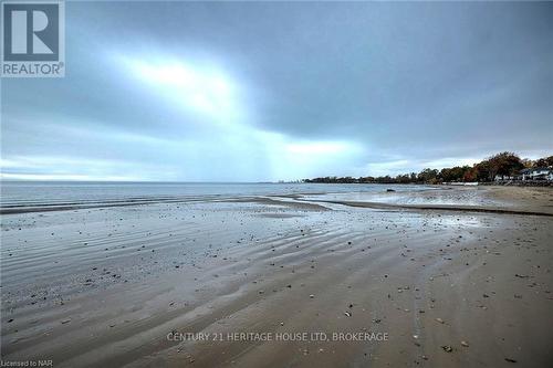 1995 Macdonald Drive, Fort Erie (334 - Crescent Park), ON - Outdoor With Body Of Water With View