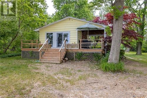 1995 Macdonald Drive, Fort Erie (334 - Crescent Park), ON - Outdoor With Deck Patio Veranda