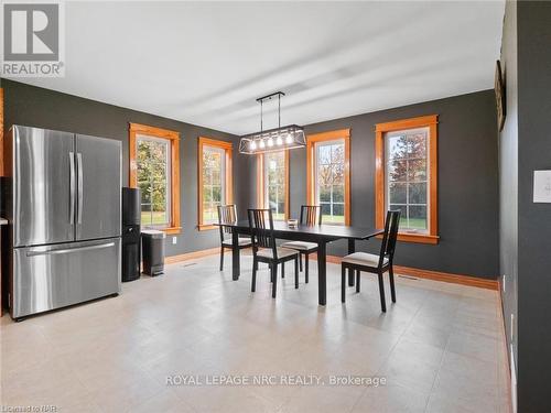 4426 Netherby Road, Fort Erie (224 - Lyons Creek), ON - Indoor Photo Showing Dining Room