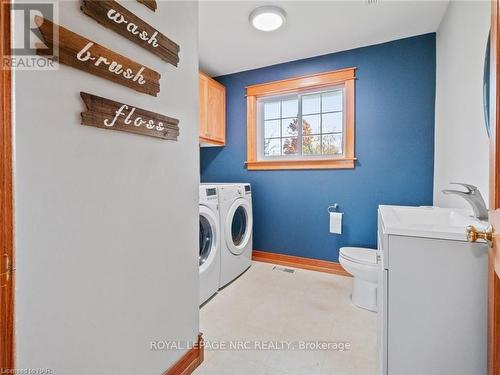 4426 Netherby Road, Fort Erie (224 - Lyons Creek), ON - Indoor Photo Showing Laundry Room