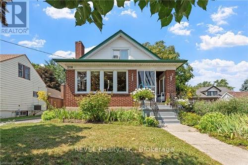 208 North Street, Fort Erie (332 - Central), ON - Outdoor With Facade