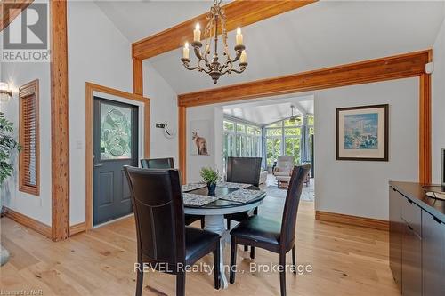 26 Kingsway Street, Welland (774 - Dain City), ON - Indoor Photo Showing Kitchen With Double Sink