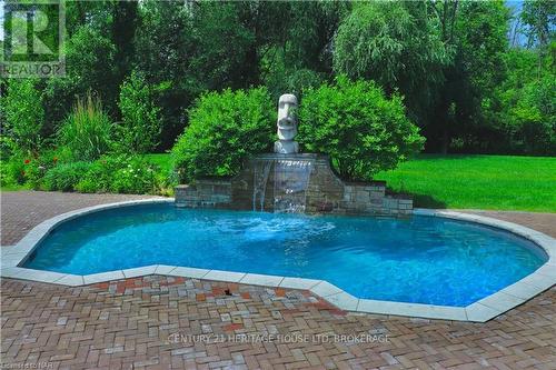 10131 Niagara River Parkway, Niagara Falls (224 - Lyons Creek), ON - Outdoor With In Ground Pool With Backyard