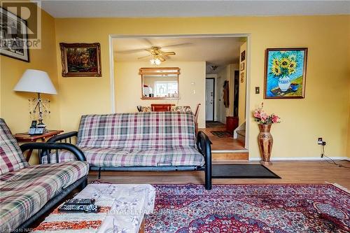 12 - 50 Lakeshore Road, St. Catharines (443 - Lakeport), ON - Indoor Photo Showing Bedroom