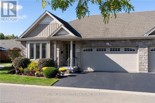 27 - 70 Elmwood Avenue, Welland (772 - Broadway), ON - Outdoor With Facade