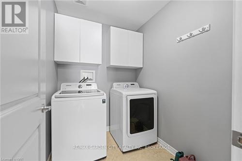 27 - 70 Elmwood Avenue, Welland (772 - Broadway), ON - Indoor Photo Showing Laundry Room