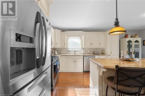 27 - 70 Elmwood Avenue, Welland (772 - Broadway), ON - Indoor Photo Showing Kitchen