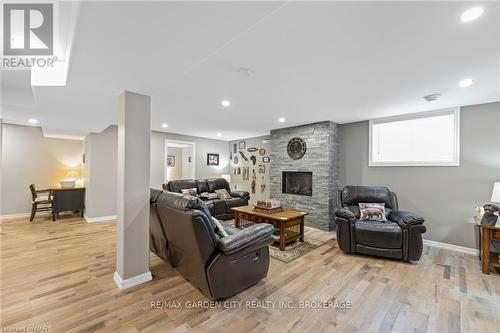 27 - 70 Elmwood Avenue, Welland (772 - Broadway), ON - Indoor With Fireplace