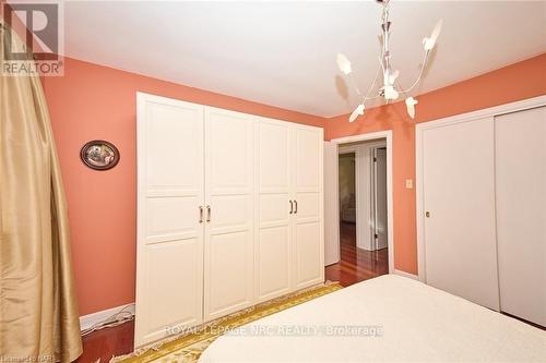 1340 Pelham Street Street, Pelham (662 - Fonthill), ON - Indoor Photo Showing Bedroom