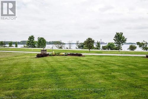 1457 Niagara Boulevard, Fort Erie (332 - Central), ON - Outdoor With View