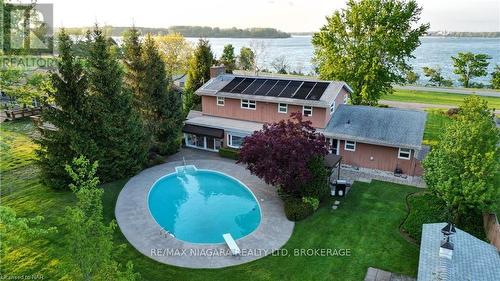 1457 Niagara Boulevard, Fort Erie (332 - Central), ON - Outdoor With Body Of Water With In Ground Pool