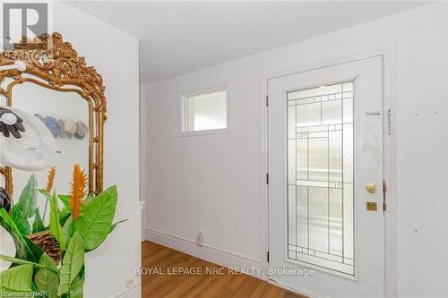 5292 Bridge Street, Niagara Falls (211 - Cherrywood), ON - Indoor Photo Showing Other Room