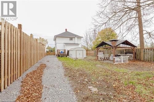 5292 Bridge Street, Niagara Falls (211 - Cherrywood), ON - Outdoor