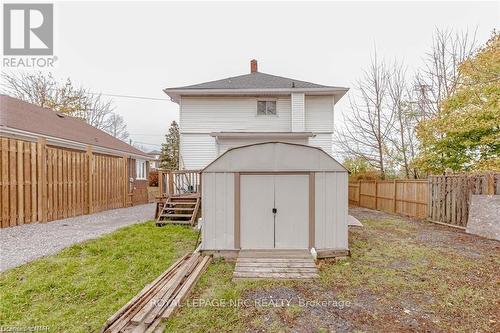 5292 Bridge Street, Niagara Falls (211 - Cherrywood), ON - Outdoor With Exterior