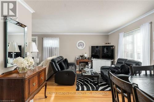 1 Shaver Road, St. Catharines (462 - Rykert/Vansickle), ON - Indoor