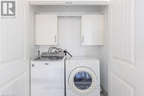 20 Jubilee Drive, St. Catharines (444 - Carlton/Bunting), ON - Indoor Photo Showing Laundry Room