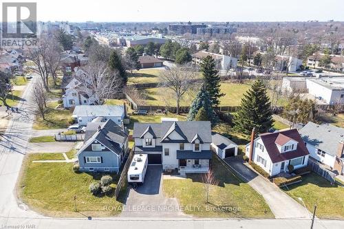 20 Jubilee Drive, St. Catharines (444 - Carlton/Bunting), ON - Outdoor With View