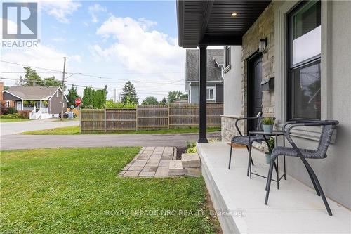 20 Jubilee Drive, St. Catharines (444 - Carlton/Bunting), ON - Outdoor