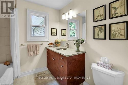 14443 Niagara River Parkway, Niagara-On-The-Lake (106 - Queenston), ON - Indoor Photo Showing Bathroom