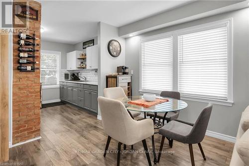 15 Jones Street, St. Catharines (451 - Downtown), ON - Indoor Photo Showing Dining Room