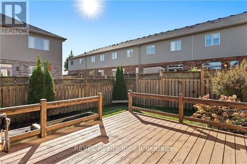 17 - 380 Lake Street, Grimsby (540 - Grimsby Beach), ON - Outdoor With Deck Patio Veranda With Exterior