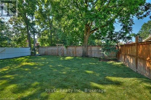 3747 Dominion Road, Fort Erie (335 - Ridgeway), ON - Outdoor With Backyard