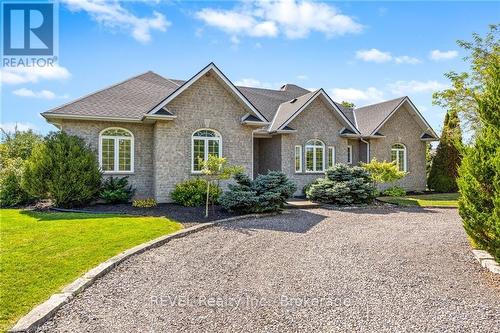 7904 Netherby Road, Niagara Falls (873 - Bethel), ON - Outdoor With Facade