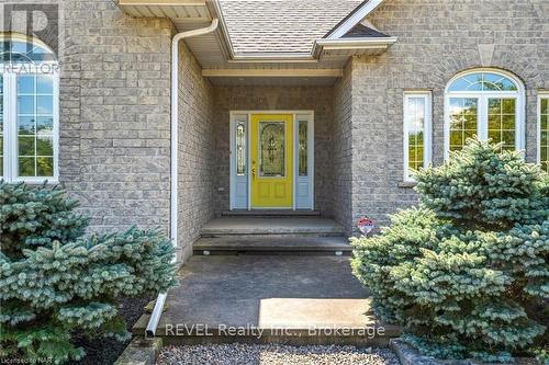 7904 Netherby Road, Niagara Falls (873 - Bethel), ON - Outdoor