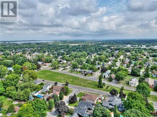 3378 Saint Patrick Avenue, Niagara Falls (206 - Stamford), ON - Outdoor With View