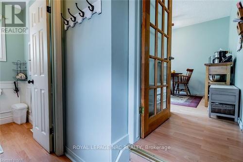 4118 Chippawa Parkway, Niagara Falls (223 - Chippawa), ON - Indoor Photo Showing Other Room