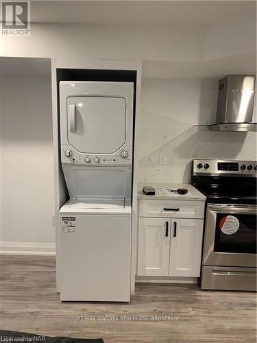 79 Hillview Road, St. Catharines (458 - Western Hill), ON - Indoor Photo Showing Laundry Room