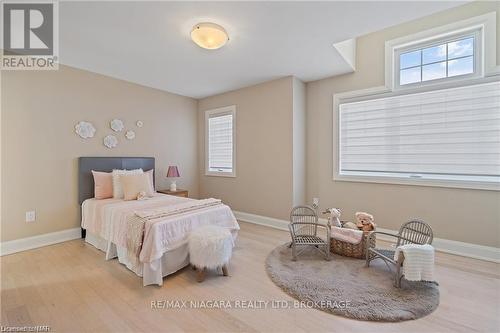 755 Lakeshore Road, Fort Erie (333 - Lakeshore), ON - Indoor Photo Showing Bedroom