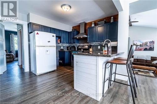 3269 Young Avenue Avenue, Fort Erie (335 - Ridgeway), ON - Indoor Photo Showing Kitchen