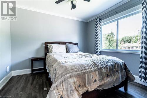 3269 Young Avenue Avenue, Fort Erie (335 - Ridgeway), ON - Indoor Photo Showing Bedroom