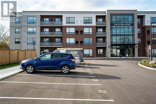 309 - 3998 Victoria Avenue, Lincoln (980 - Lincoln-Jordan/Vineland), ON - Outdoor With Balcony With Facade