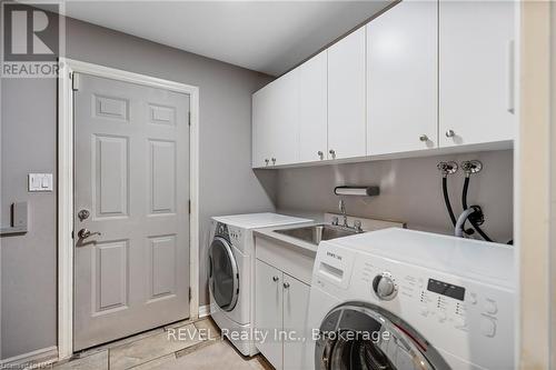 67 Virginia Street, Welland (769 - Prince Charles), ON - Indoor Photo Showing Laundry Room