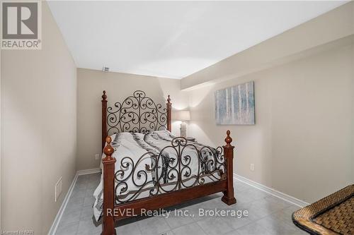 67 Virginia Street, Welland (769 - Prince Charles), ON - Indoor Photo Showing Bedroom