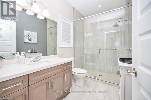 76 Bergenstein Crescent, Pelham (662 - Fonthill), ON - Indoor Photo Showing Bathroom